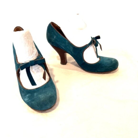Chie Mihara Shoes - Chie Mihara Turquoise Bow Heels